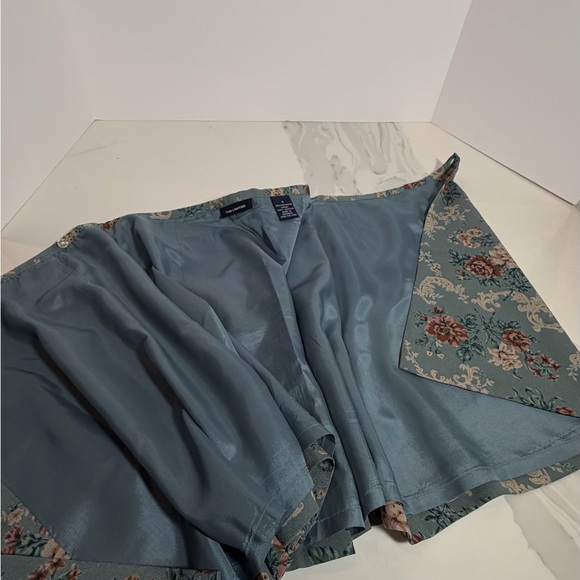 The Limited Floral Teal Skirt - Picture 7 of 10